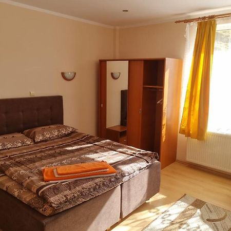 Hotel Felix Мунтеле-Мік Екстер'єр фото